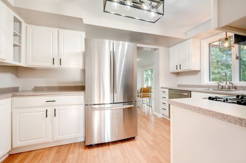 729 Crystal Dr, Pittsburgh PA  15228-2444 exterior