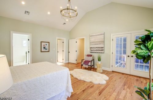 2051 Jersey Ave, Scotch Plains NJ  07076-4679 exterior