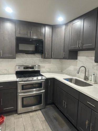 1475 Freni Ct, San Jose CA  95121-2023 exterior