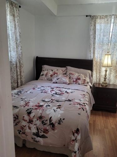 2383 Baker Rd, Atlanta GA 30318-6263 exterior