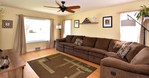 3629 84th St, Milwaukee, WI 53228-1503