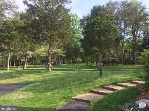 12631 Circle Dr, Rockville MD  20850-3711 exterior