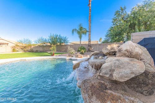 3291 Del Rio St, Chandler AZ  85226-2305 exterior