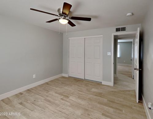 2035 64th Ln, Phoenix AZ  85035-3401 exterior