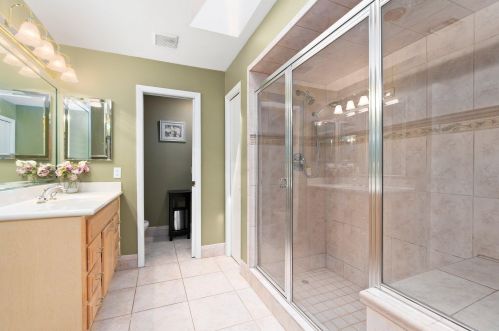 1718 Ocean Cove Ave, Fort Pierce FL  34953-2450 exterior