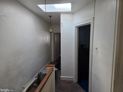 5632 Camac St, Philadelphia, PA 19141-4106