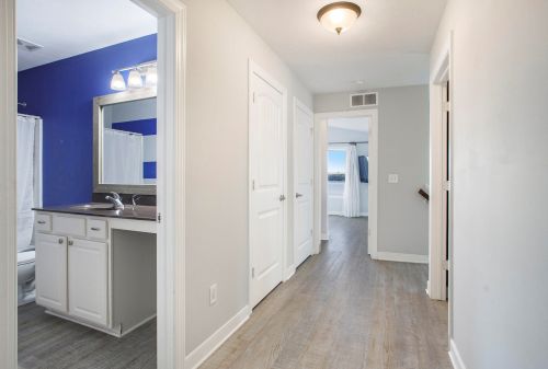 1216 Frst Dr, Kalamazoo MI 49002-6318 exterior