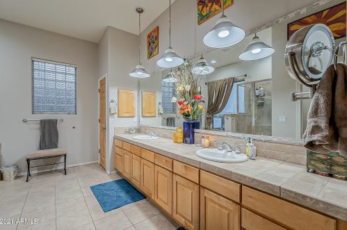 45231 18th St, Phoenix AZ 85022-4560 exterior