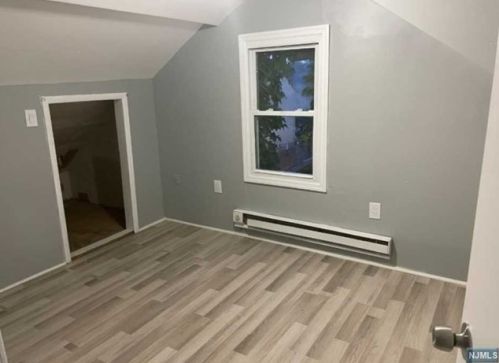 21 Hopper St, Paterson NJ  07508-2037 exterior