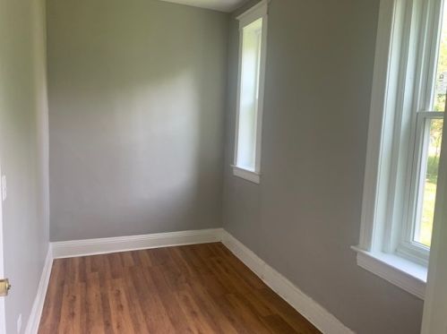 8444 Buffalo Ave, Chicago IL  60617-2609 exterior