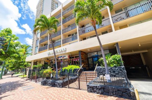 1911 Kalakaua Ave, Honolulu HI  96815-1826 exterior