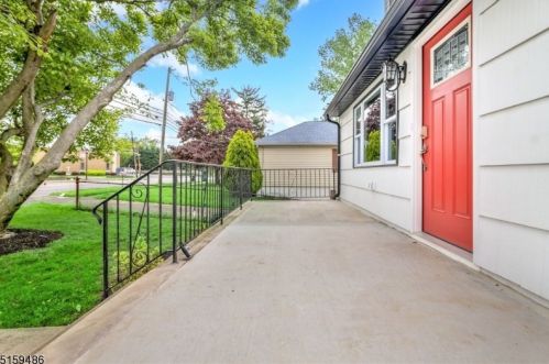 2688 Plainfield Ave, Scotch Plains NJ 07076-2058 exterior