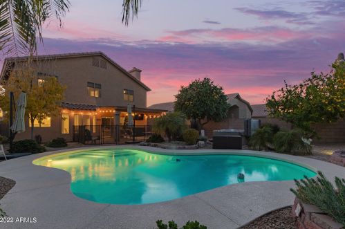 2412 Cielo Grande Ave, Phoenix AZ  85024-7552 exterior