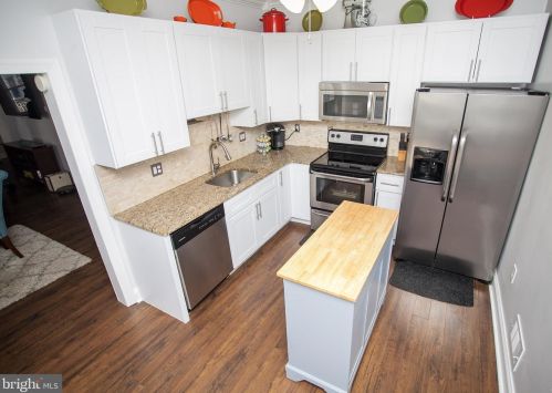 26 Ridgeway Ave, Manor PA 19036-1923 exterior