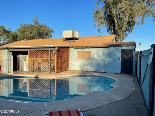 4202 72nd Ln, Phoenix AZ  85033-3111 exterior