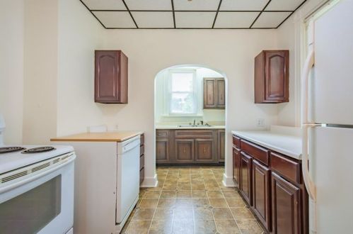 15 Race St, Manor PA 15665-1609 exterior