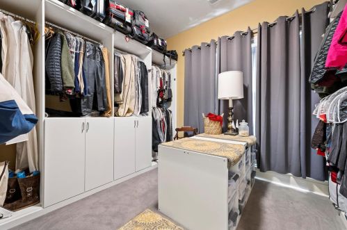 36 Portland Pl, Saint Louis MO 63108-1242 exterior