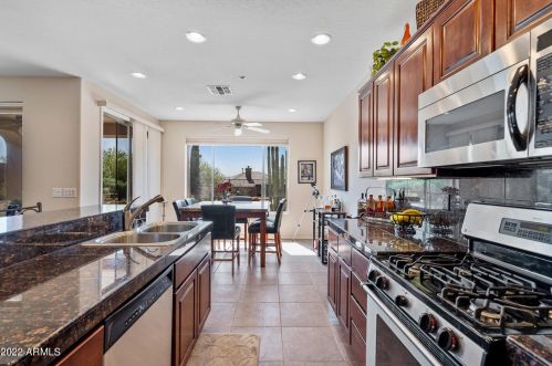 41223 Belfair Way, Phoenix AZ 85086-1230 exterior