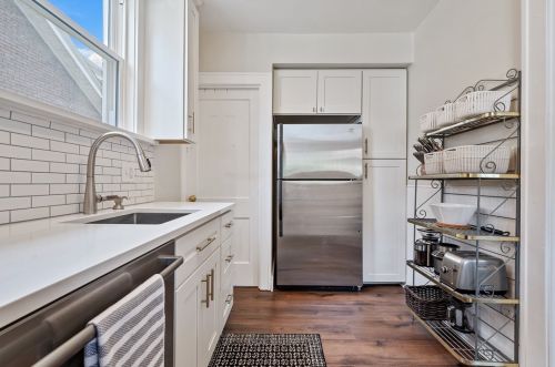 1219 Morningside Ave, Pittsburgh PA 15206-1348 exterior