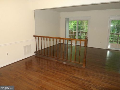 10722 Pine Haven Ter, Rockville MD  20852-3441 exterior