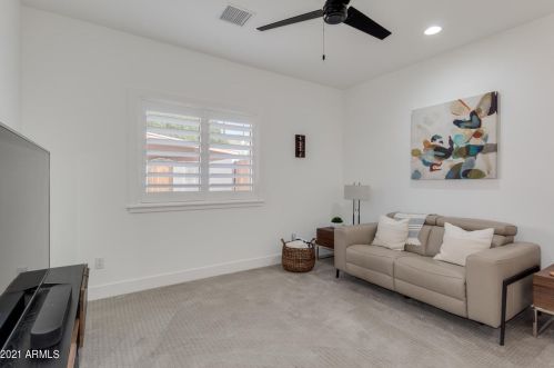 4013 49 Pl, Phoenix AZ 85018-2965 exterior