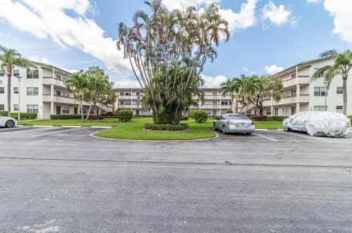 185 Mansfield, Boca Raton FL 33434-2407 exterior