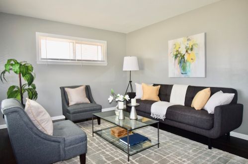 8647 Monrovia Ave, Milwaukee, WI 53225-1901