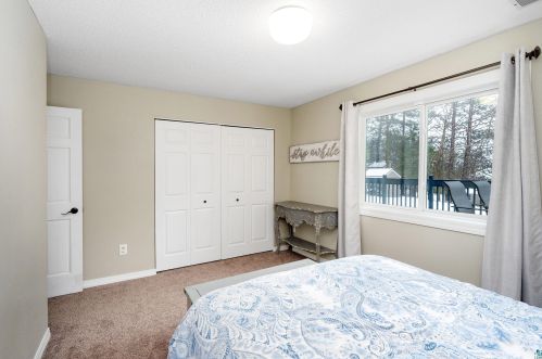 420 Anoka St, Duluth MN 55803-1921 exterior