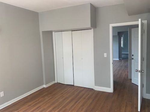 8444 Buffalo Ave, Chicago IL  60617-2609 exterior