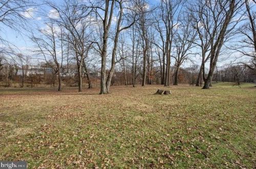 111 Hillside Ave, Haddon Heights NJ 08035-1132 exterior