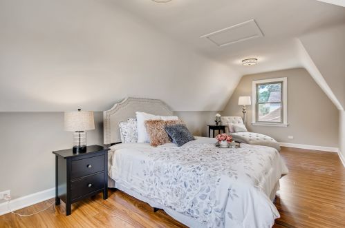 1100 102 St, Chicago IL 60643-2027 exterior