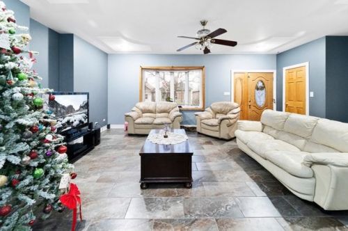 5309 30 Pl, Chicago IL 60616-2652 exterior