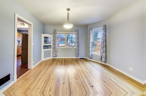 1832 Estes Ave, Chicago IL 60645-2904 exterior