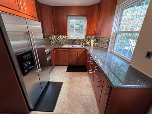 611 Overlook Dr, Pittsburgh PA  15216-1217 exterior