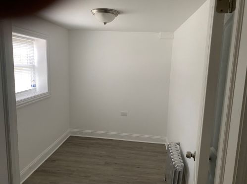 4608 Sacramento, Chicago IL 60655-2006 exterior