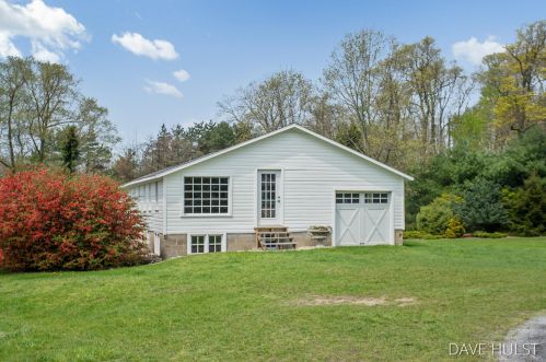 2368 68 St, Fennville MI 49408-9624 exterior