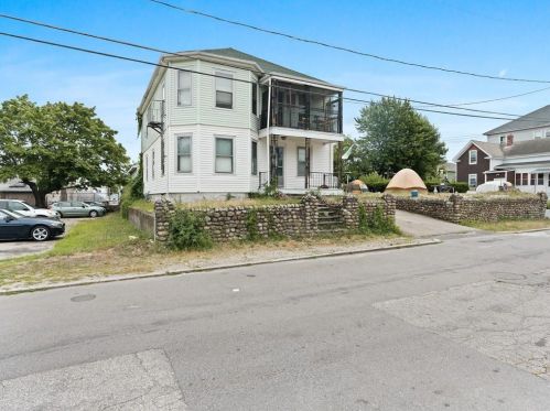 34 Heroux Ave, Woonsocket, RI 02895-3408