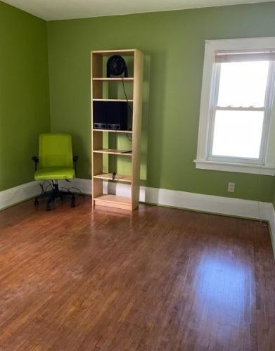 922 58, Milwaukee WI 53218-5613 exterior