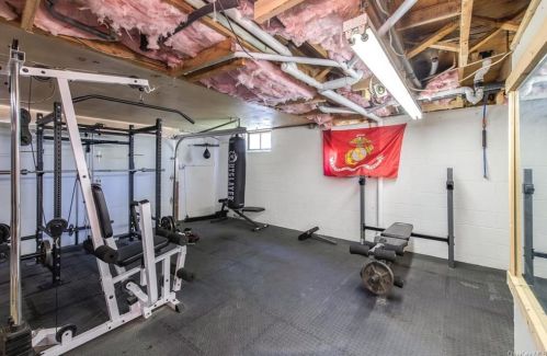 19 Mnr Dr, Poughkeepsie NY 12603-3712 exterior