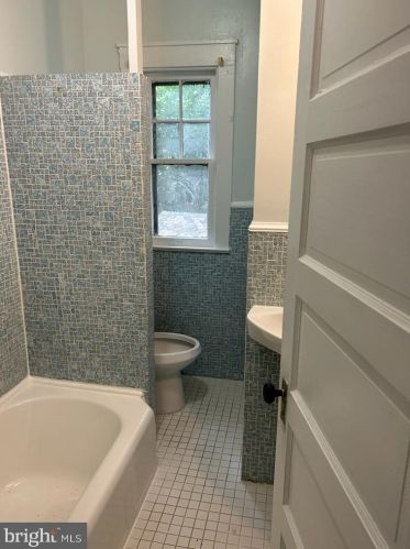 4416 P St, Washington DC  20007-2013 exterior