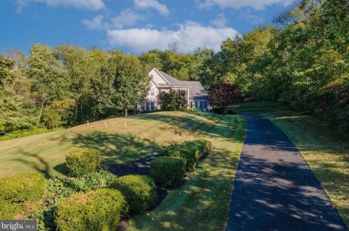 488 Fruit Farm Rd, Limerick PA 19468-3204 exterior