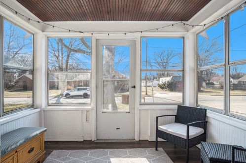 2362 Denmark St, Meskegon, MI 49441-7404