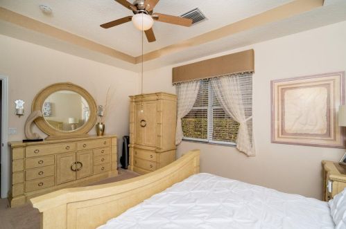 228 Coconut Key Way, Fort Pierce FL 34986-1912 exterior