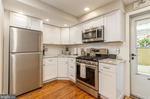 1529 Clarion St, Philadelphia PA  19147-6209 exterior