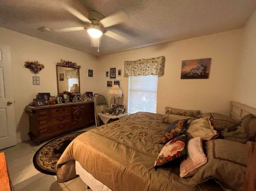 1231 Byron St, Fort Pierce FL 34983-2507 exterior