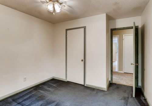 2073 Pond Rd, Duluth GA exterior