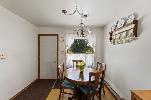 5147 Camelot Ln, Milwaukee WI 53221-3121 exterior