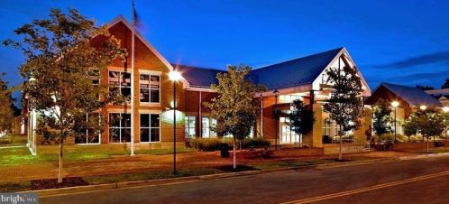 715 Alfred St, Alexandria VA 22314-1825 exterior