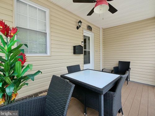 30 6 St, Chester PA 19013-3706 exterior