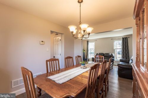 107 Bayberry Dr, Limerick PA 19468-1240 exterior